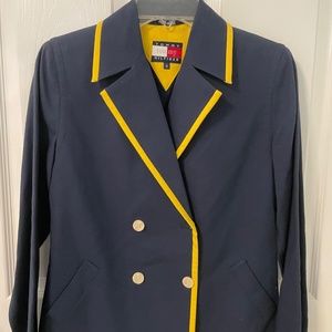Ladies suit set, one button is missing